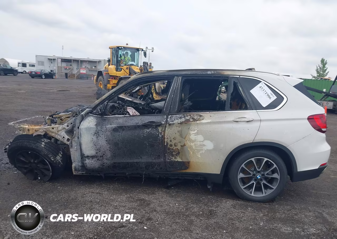 2018 BMW X5 xDrive35D VIN:5UXKS4C52J0Z89579 - 14