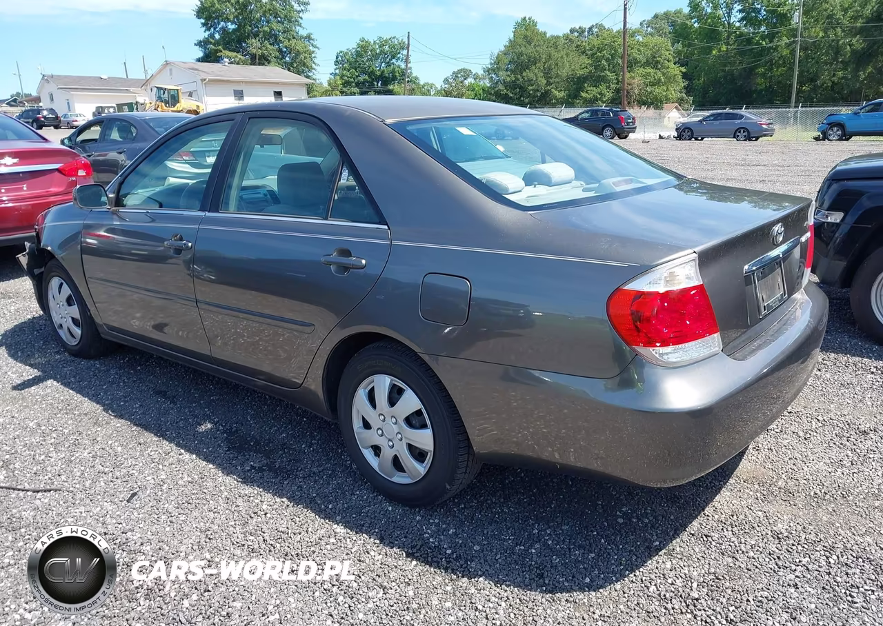 2006 Toyota Camry Le VIN:4T1BE32K86U698090 - 3