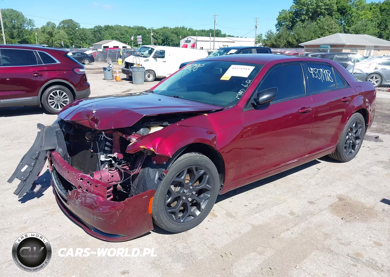 2019 Chrysler 300 Touring Awd VIN:2C3CCARG4KH603661 - 2