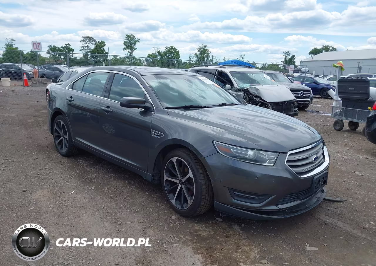 2015 Ford Taurus Sel