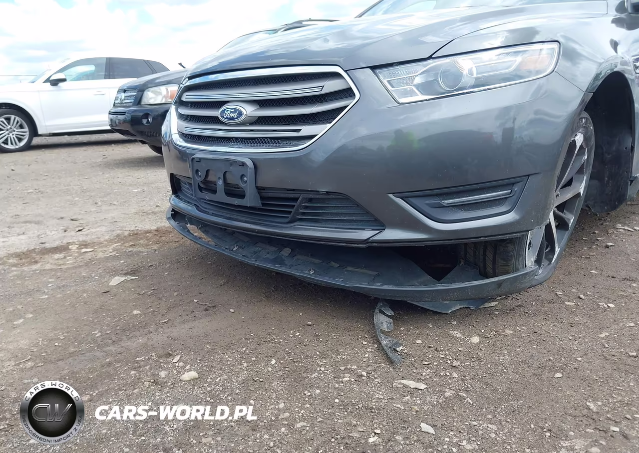 2015 Ford Taurus Sel VIN:1FAHP2H81FG174010 - 17