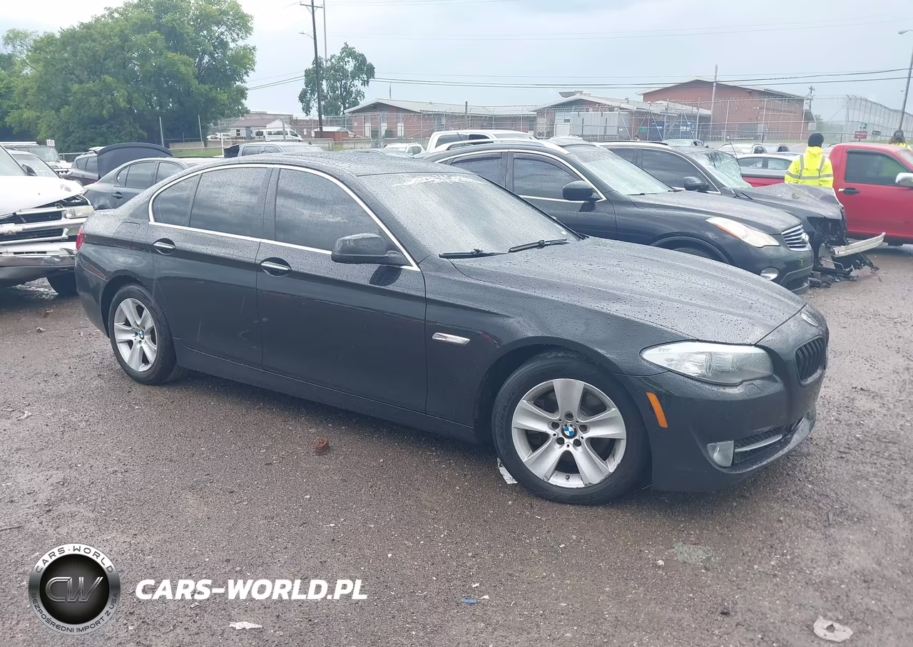 2013 BMW 528I xDrive – zdjęcie 1 z 16