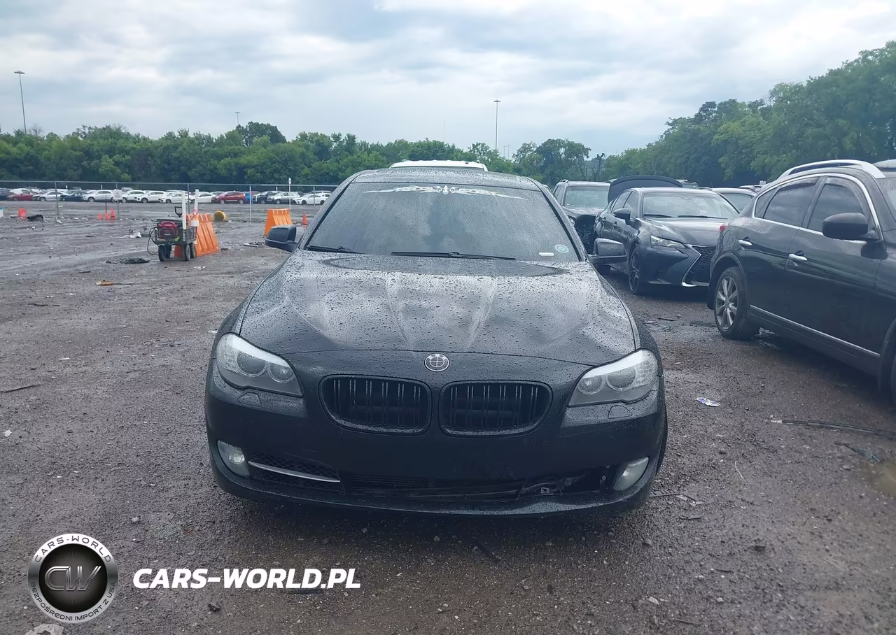 2013 BMW 528I xDrive VIN:WBAXH5C57DD112477 - 12