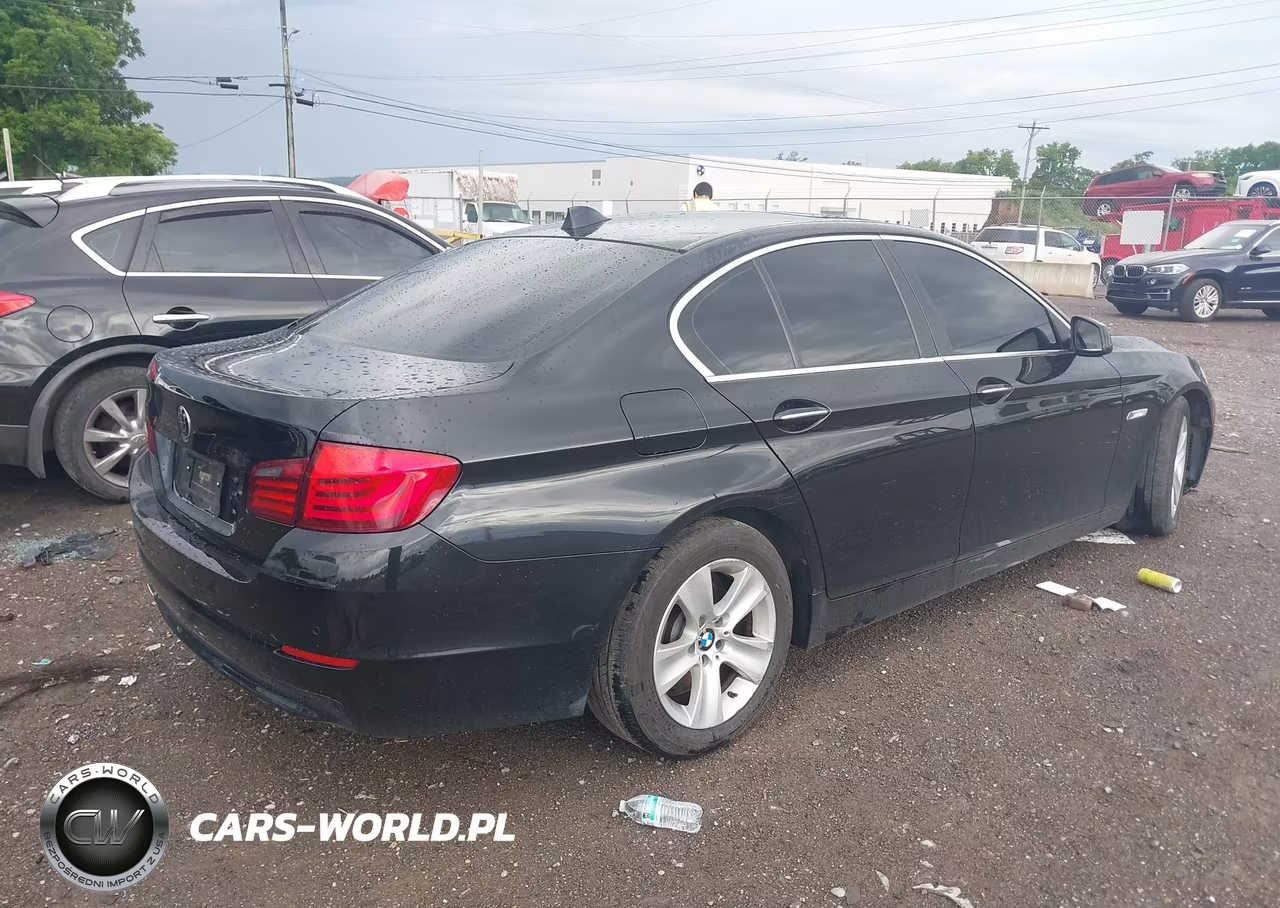 2013 BMW 528I xDrive VIN:WBAXH5C57DD112477 - 4