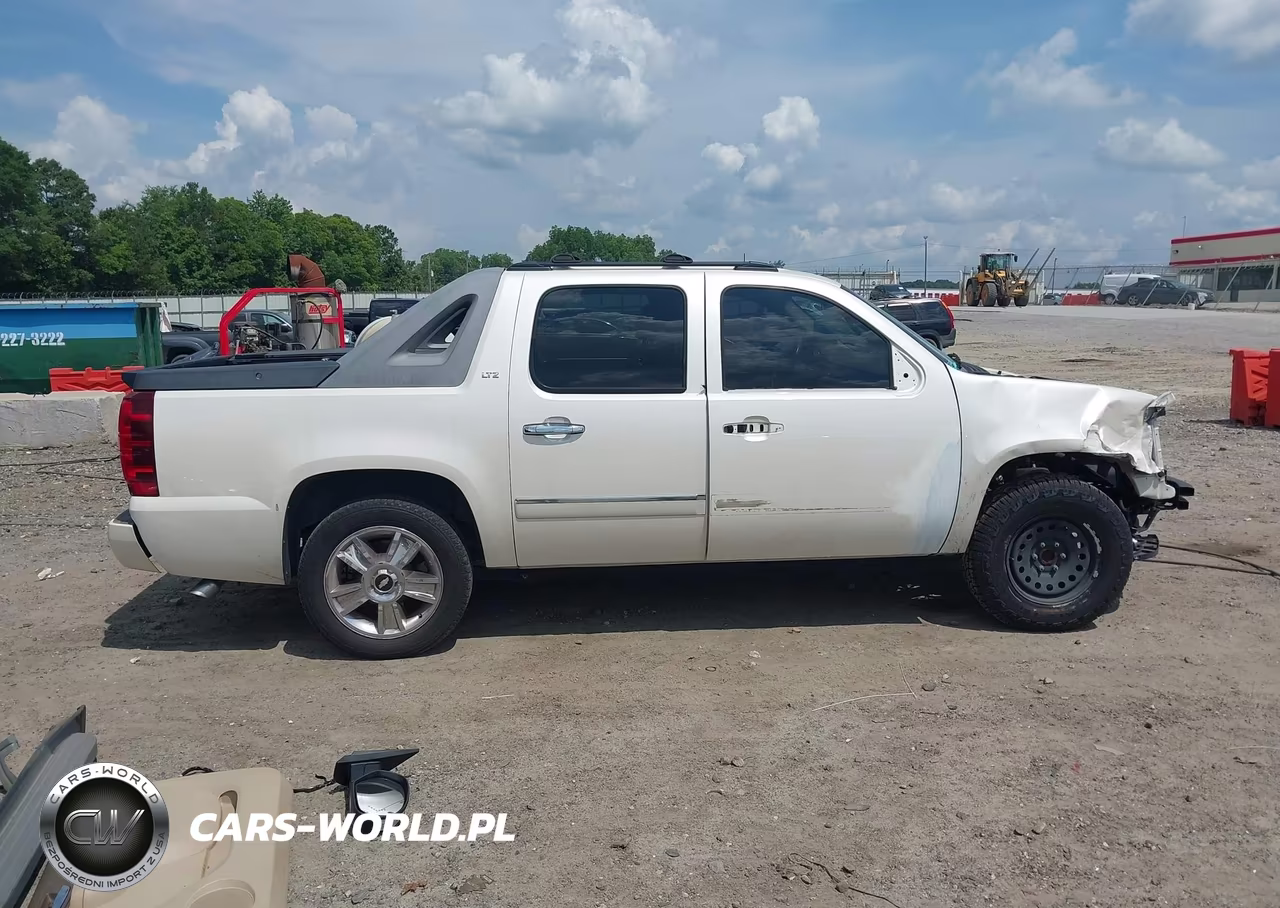 2010 Chevrolet Avalanche 1500 Ltz VIN:3GNNCGE07AG285704 - 14