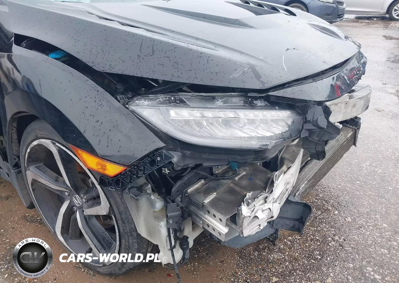 2018 Honda Civic Si VIN:2HGFC1E54JH706530 - 17