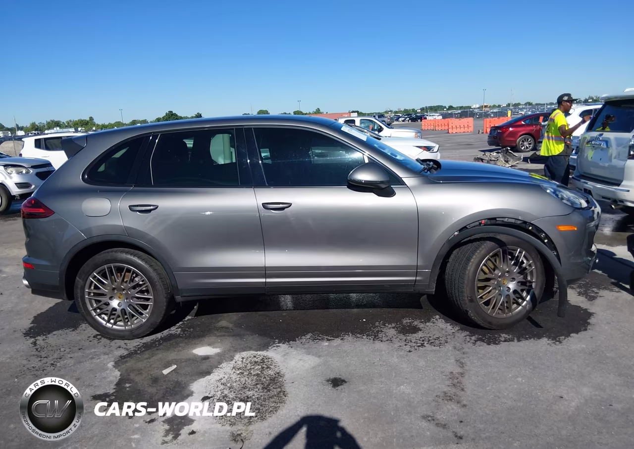 2016 Porsche Cayenne VIN:WP1AA2A20GLA09656 - 13