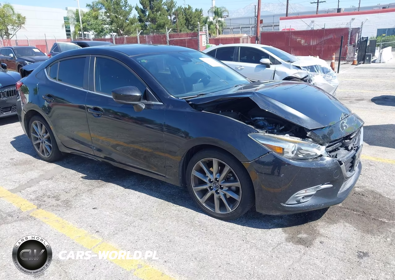 2018 Mazda Mazda3 Grand Touring – zdjęcie 1 z 16