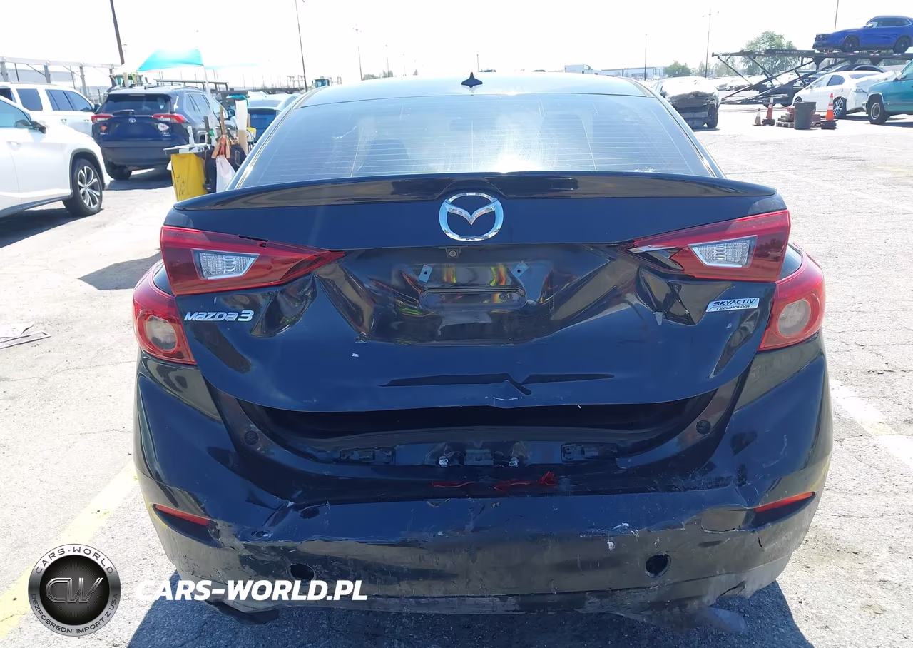 2018 Mazda Mazda3 Grand Touring VIN:3MZBN1W36JM185796 - 16