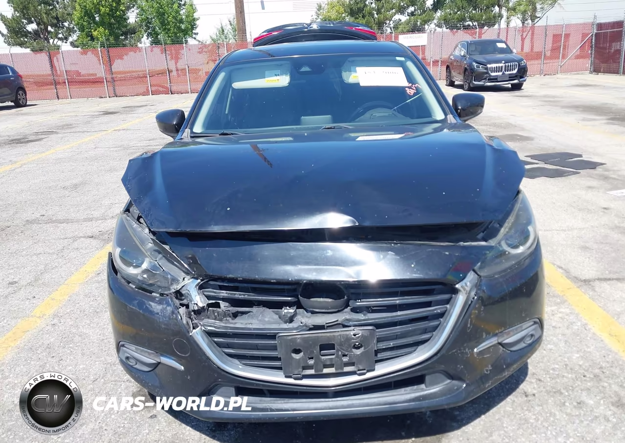 2018 Mazda Mazda3 Grand Touring VIN:3MZBN1W36JM185796 - 6