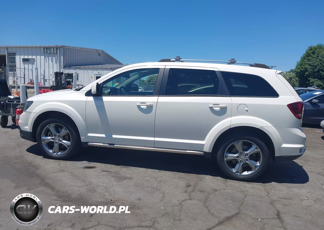 2016 Dodge Journey Crossroad Plus VIN:3C4PDDGG9GT160940 - 14