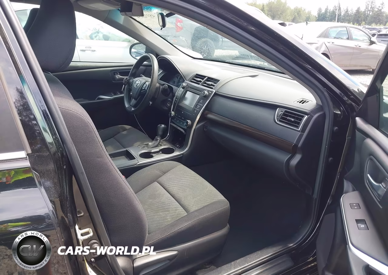 2015 Toyota Camry Le VIN:4T4BF1FKXFR490763 - 17
