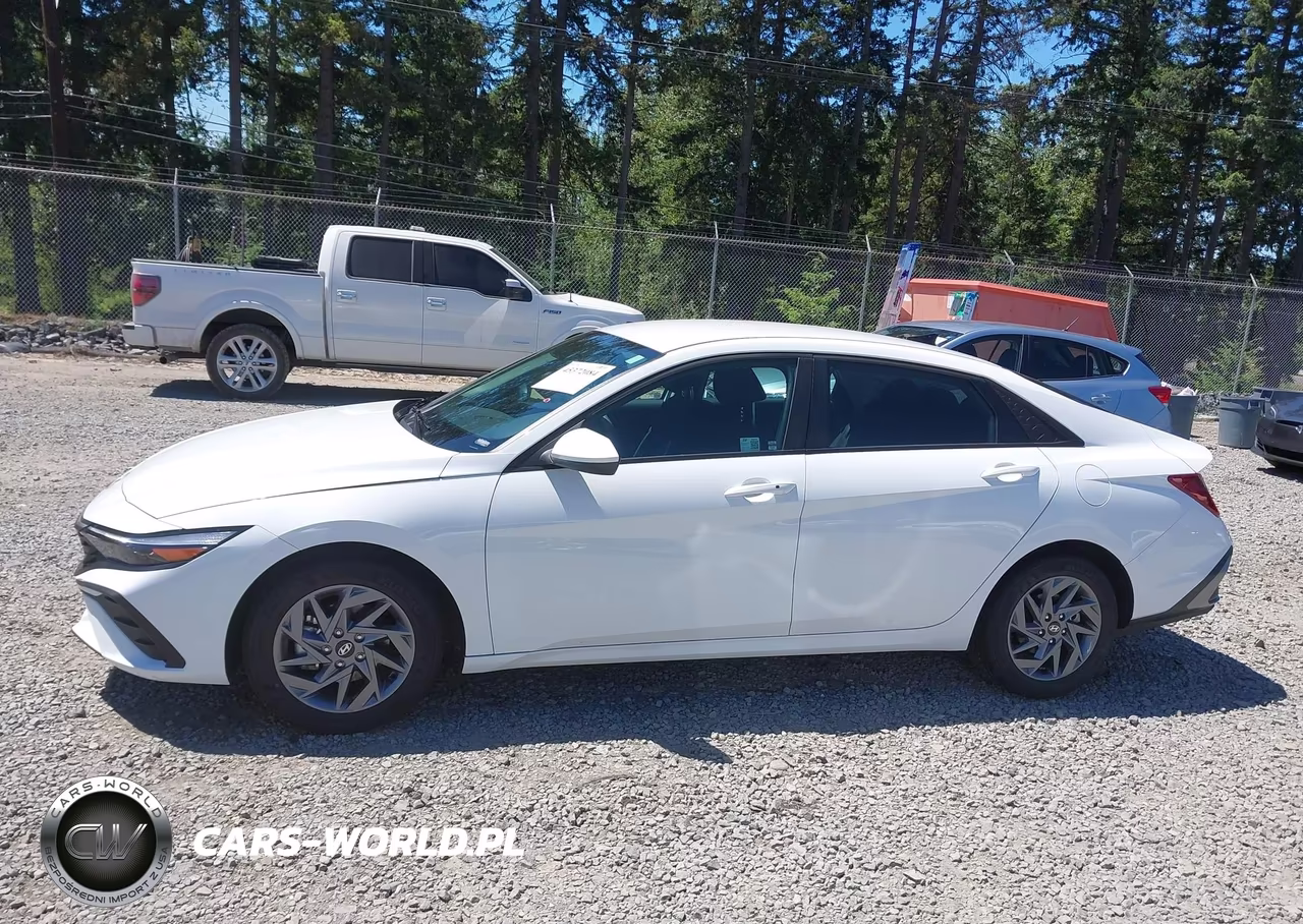 2024 Hyundai Elantra Sel VIN:KMHLM4DG5RU683296 - 14