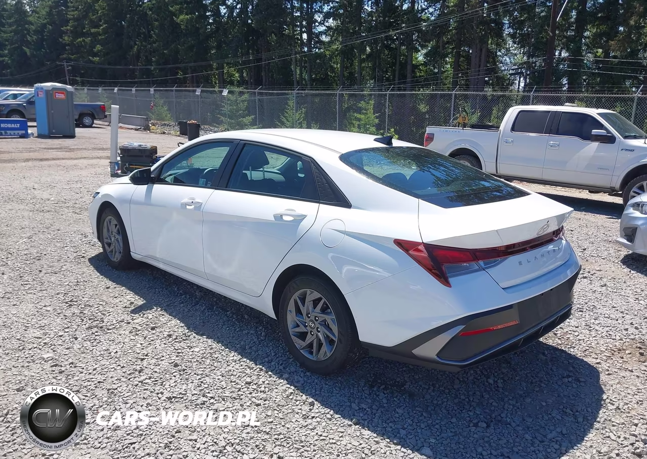 2024 Hyundai Elantra Sel VIN:KMHLM4DG5RU683296 - 3