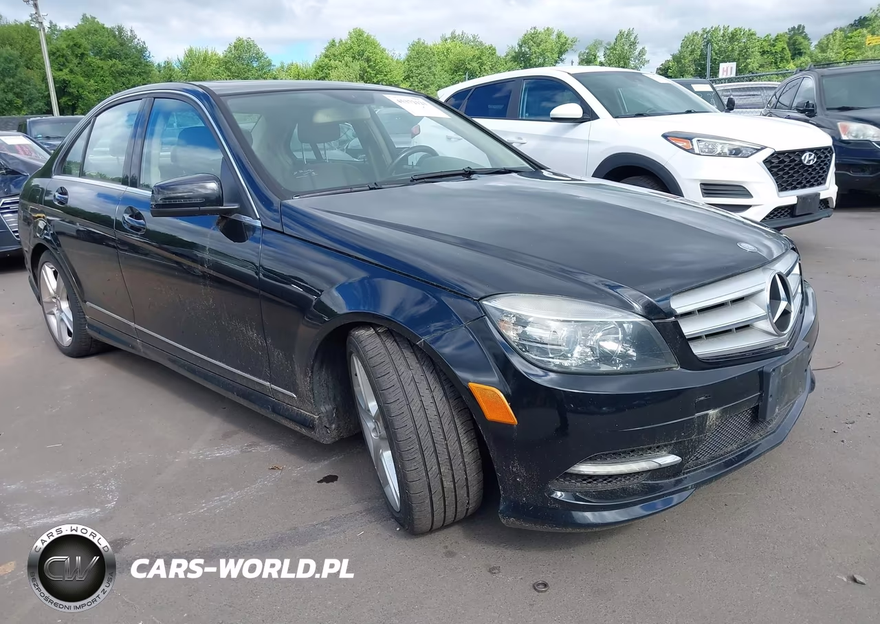 2011 Mercedes-Benz C 300 Luxury 4Matic-Sport 4Matic – zdjęcie 1 z 11