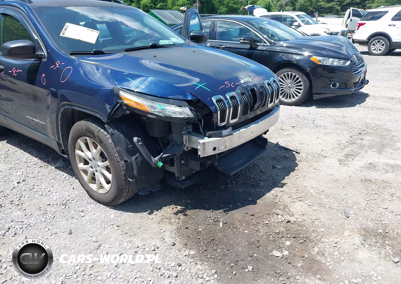 2015 Jeep Cherokee Sport VIN:1C4PJMAB5FW764807 - 6