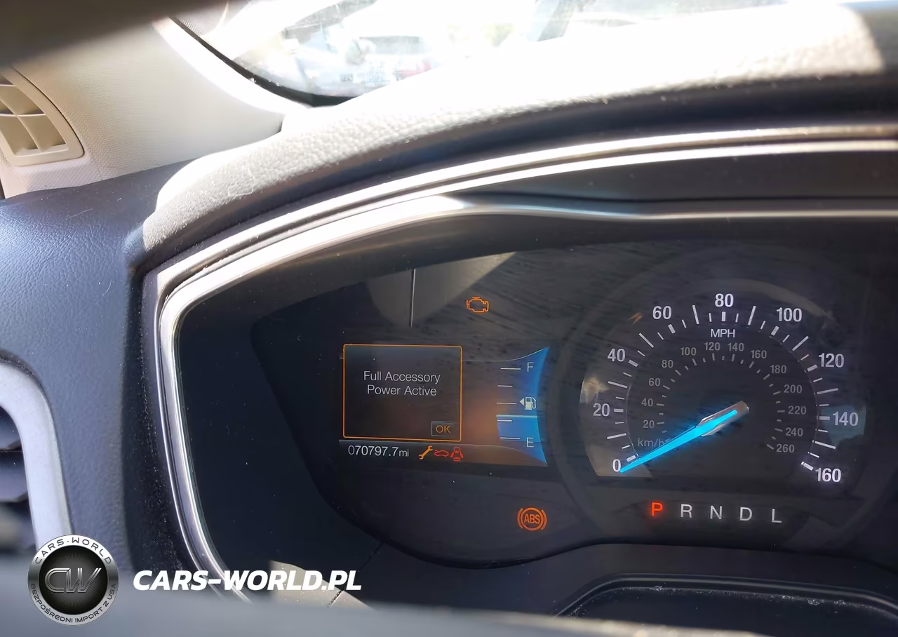 2019 Ford Fusion S VIN:3FA6P0G78KR247039 - 15