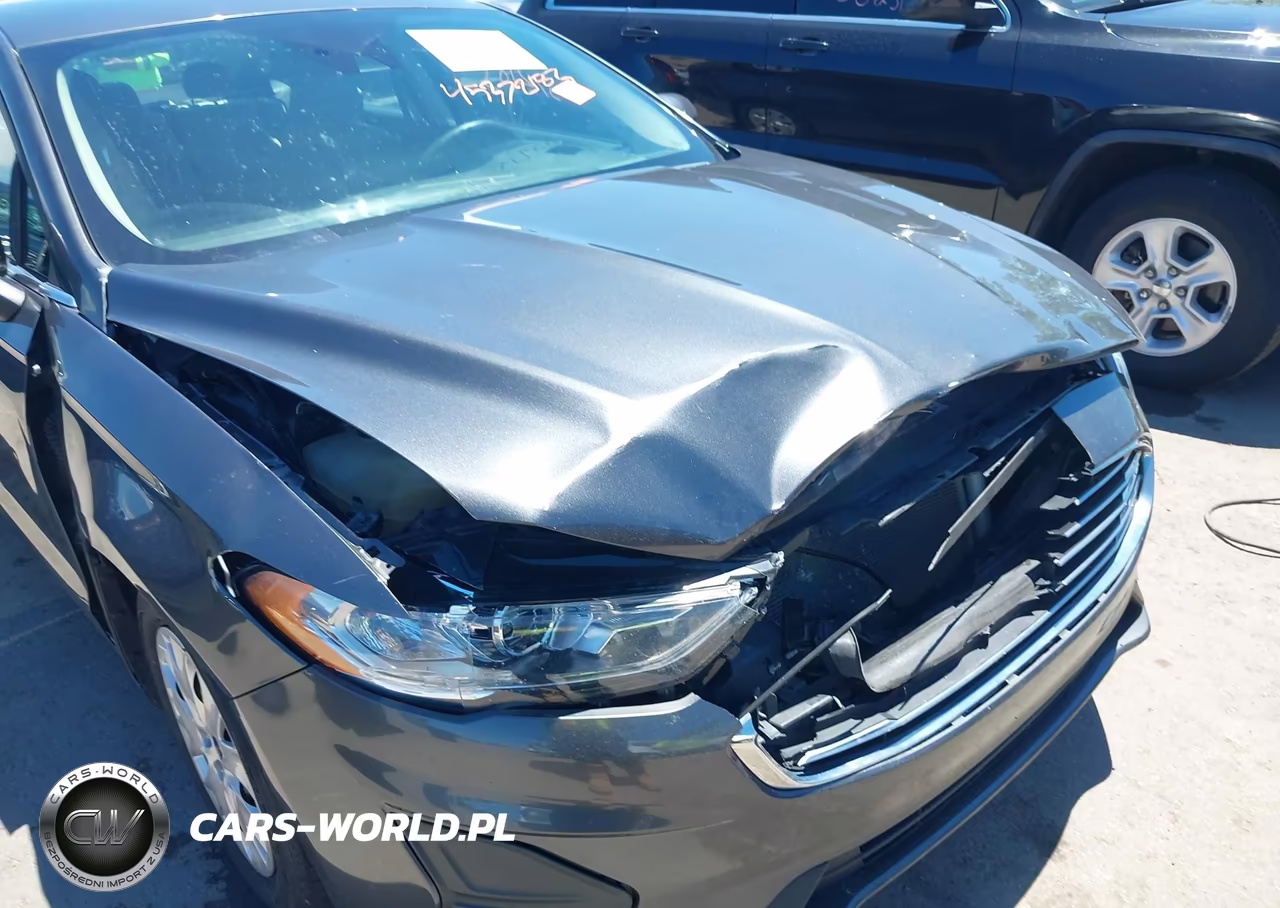 2019 Ford Fusion S VIN:3FA6P0G78KR247039 - 6