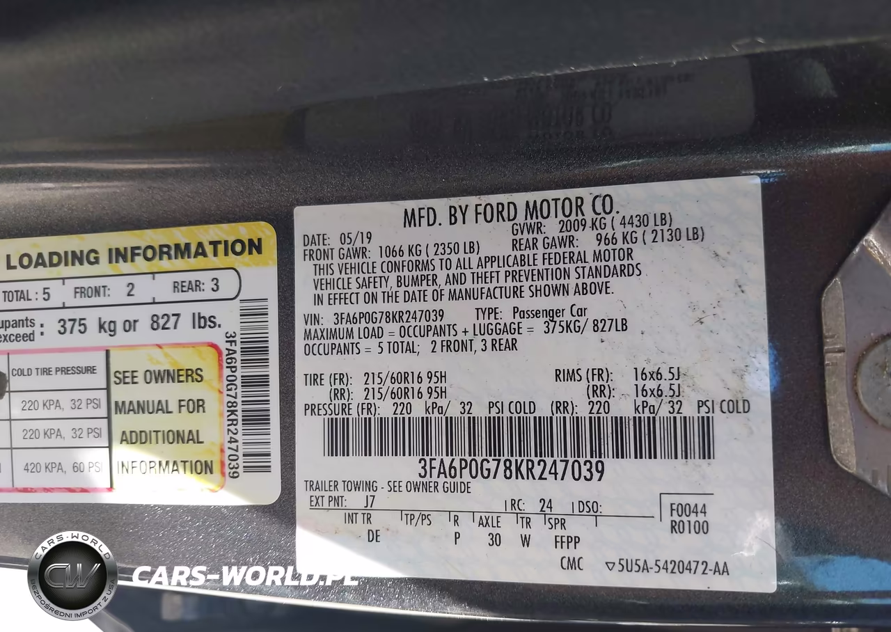 2019 Ford Fusion S VIN:3FA6P0G78KR247039 - 9
