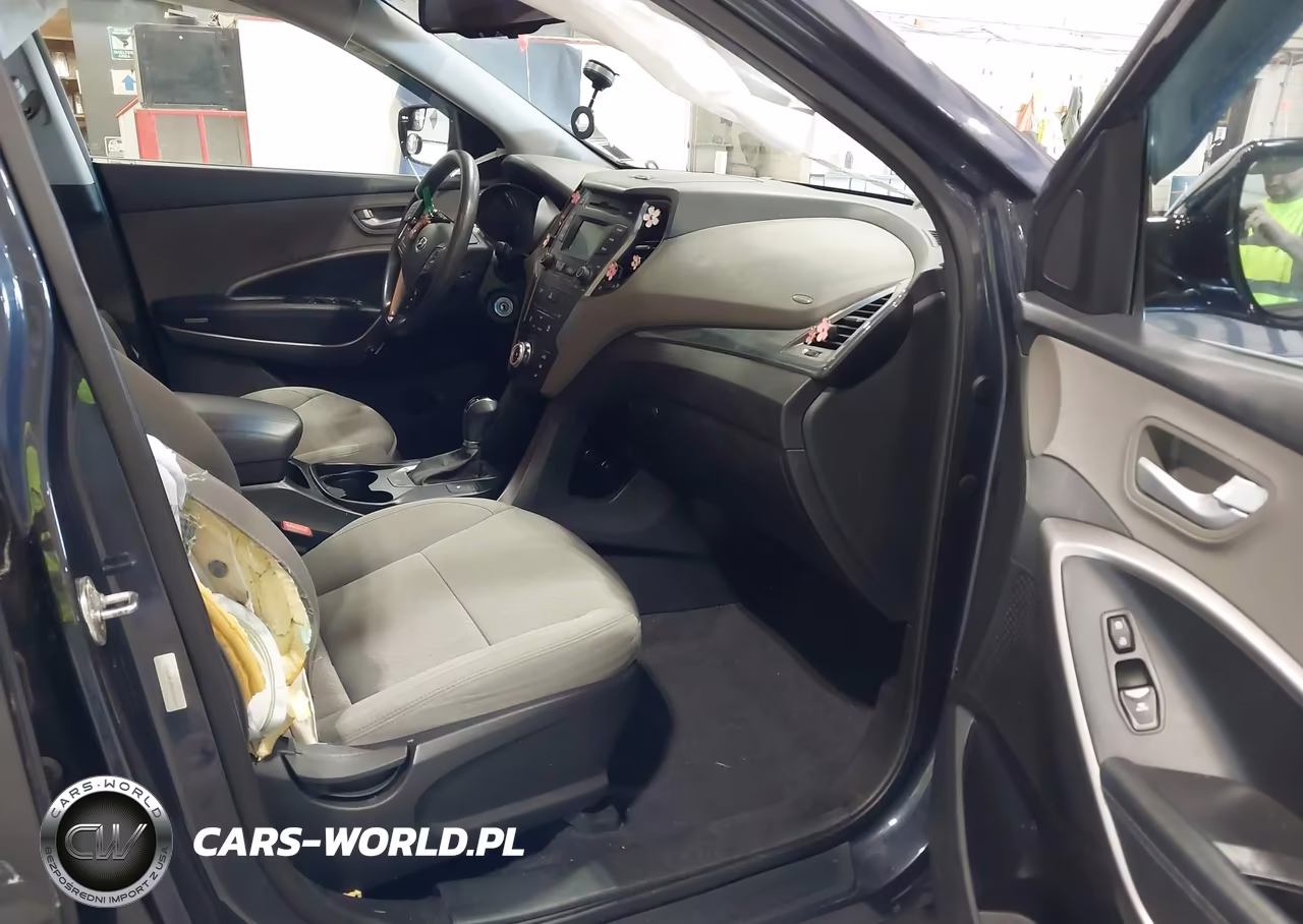2016 Hyundai Santa Fe Sport 2.4L VIN:5XYZUDLB9GG315903 - 5