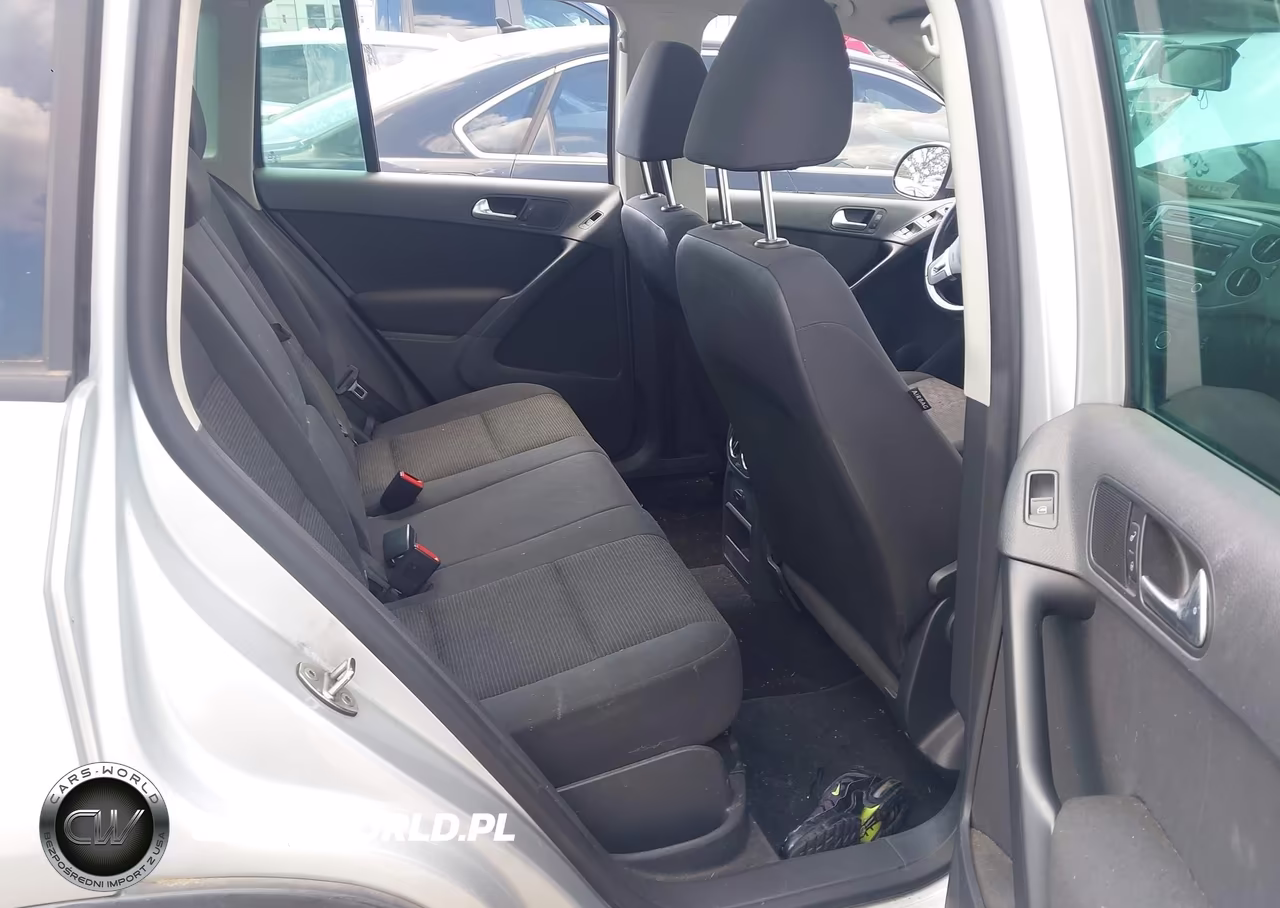 2013 Volkswagen Tiguan S VIN:WVGBV7AX2DW548398 - 8