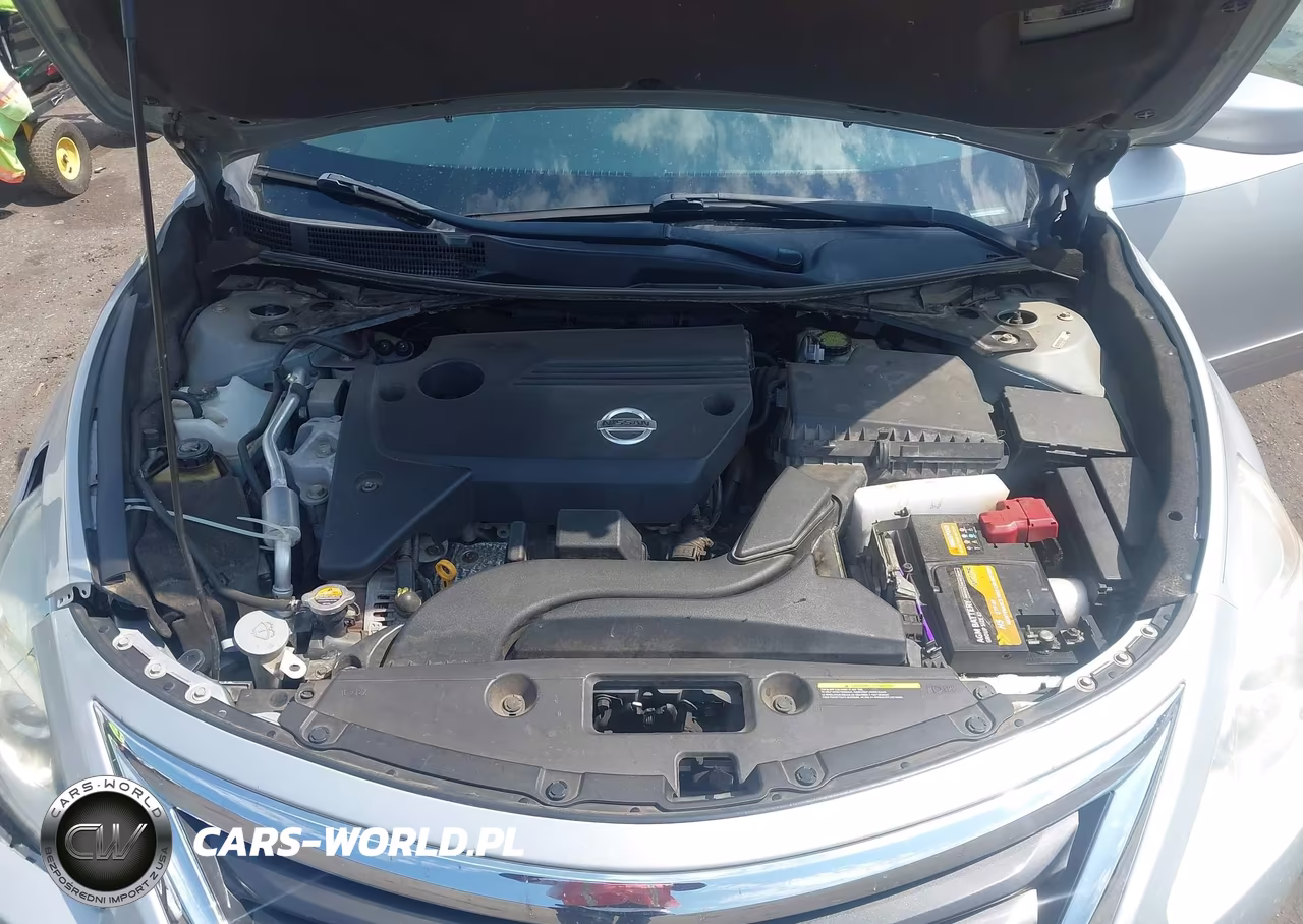 2014 Nissan Altima 2.5 S VIN:1N4AL3AP3EN389029 - 10