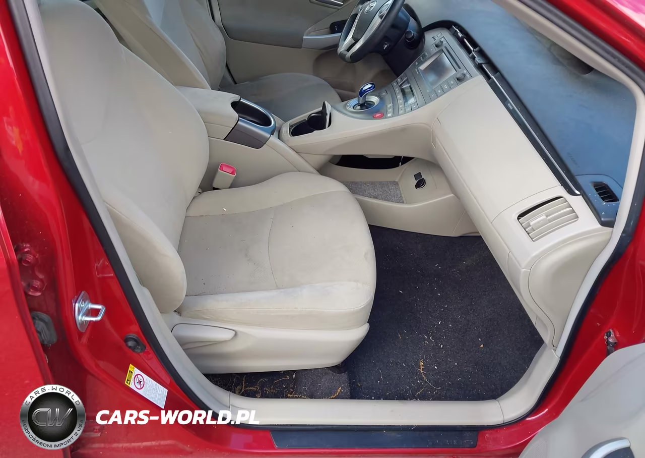 2013 Toyota Prius Three VIN:JTDKN3DU4D5628516 - 5