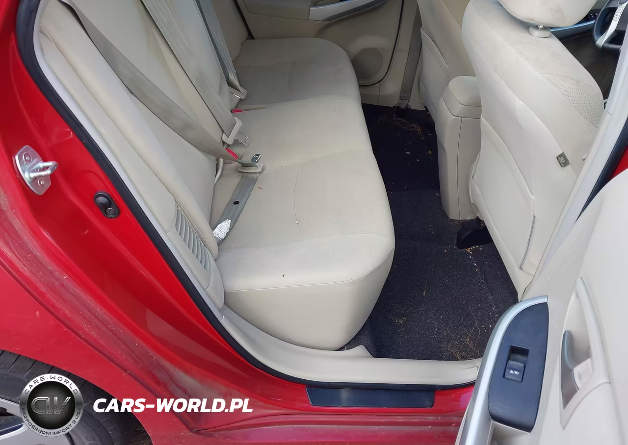 2013 Toyota Prius Three VIN:JTDKN3DU4D5628516 - 8