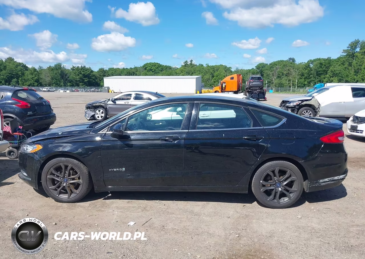 2018 Ford Fusion Se Hybrid VIN:3FA6P0LU6JR234025 - 15