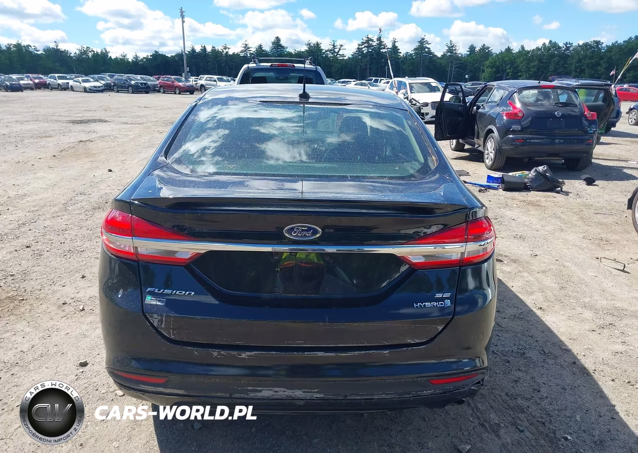 2018 Ford Fusion Se Hybrid VIN:3FA6P0LU6JR234025 - 17