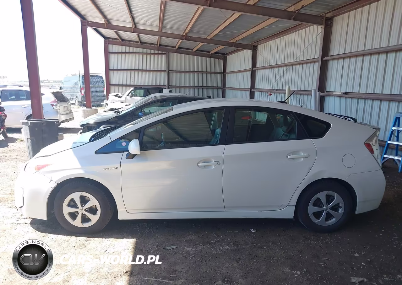 2015 Toyota Prius Four VIN:JTDKN3DU9F0436833 - 15