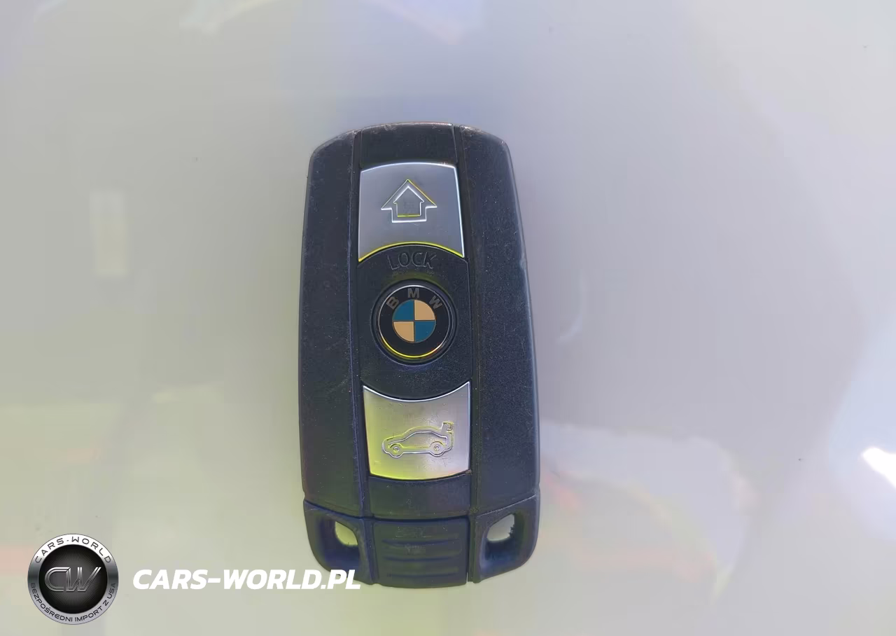 2008 BMW 328Xi VIN:WBAVC73548KX90719 - 11