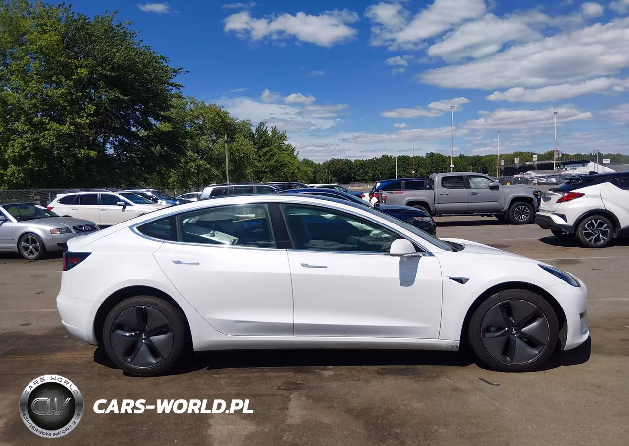 2018 Tesla Model 3 Long Range-Performance VIN:5YJ3E1EB5JF120832 - 12