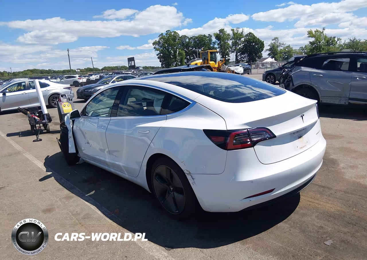 2018 Tesla Model 3 Long Range-Performance VIN:5YJ3E1EB5JF120832 - 3