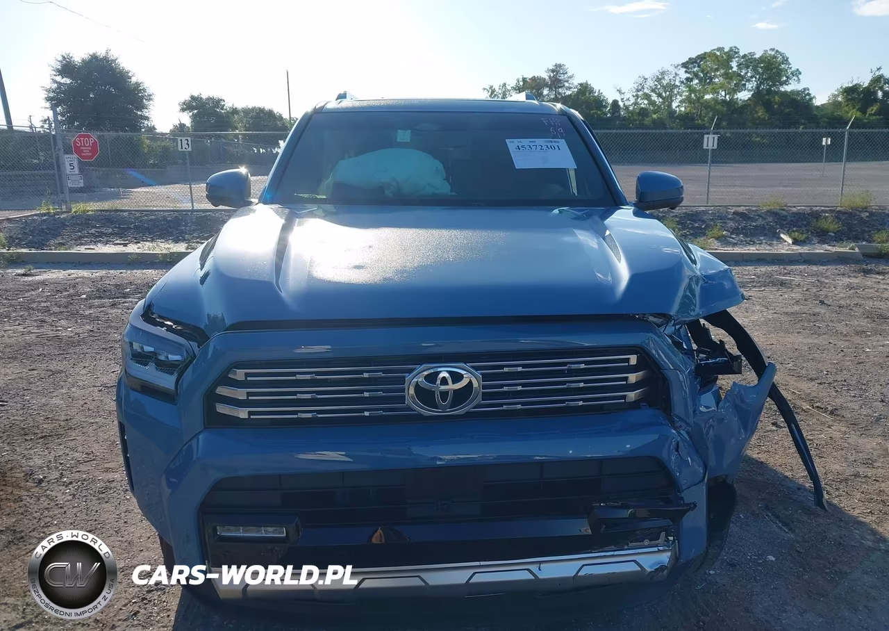 2025 Toyota 4Runner Limited VIN:JTEVA5BR8S5070469 - 12