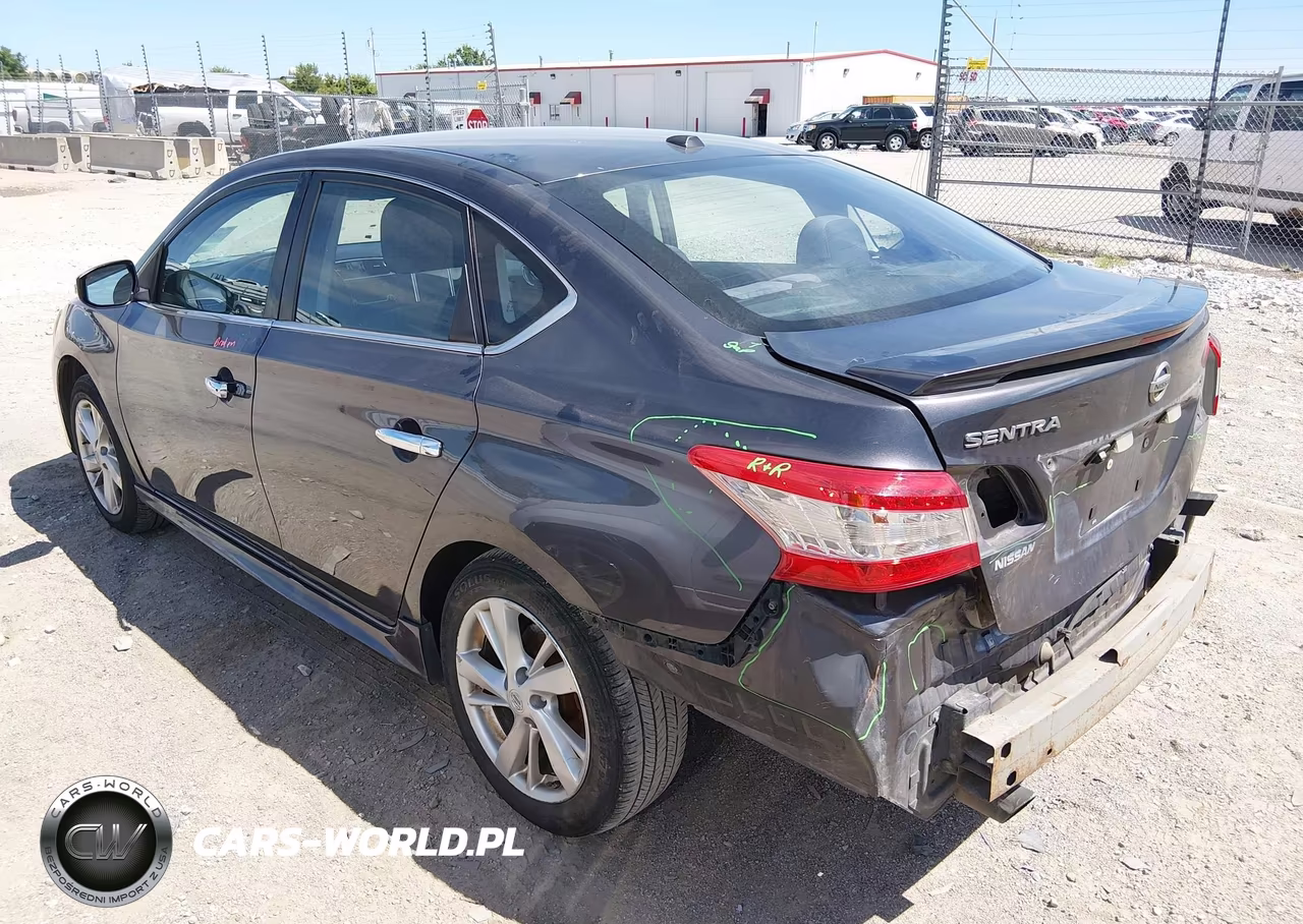 2015 Nissan Sentra Sr VIN:3N1AB7AP8FY354756 - 3