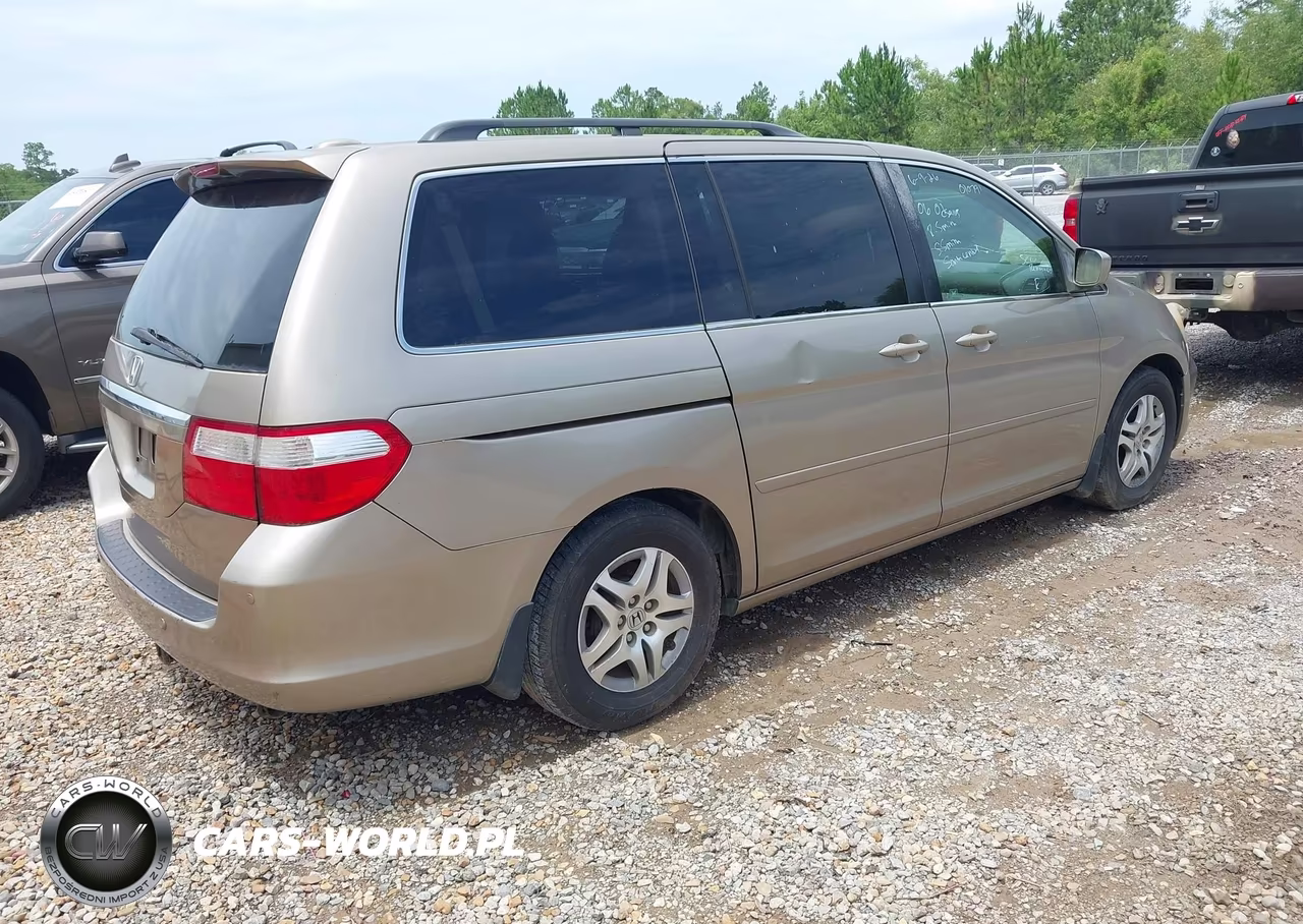 2006 Honda Odyssey Touring VIN:5FNRL38806B010791 - 4