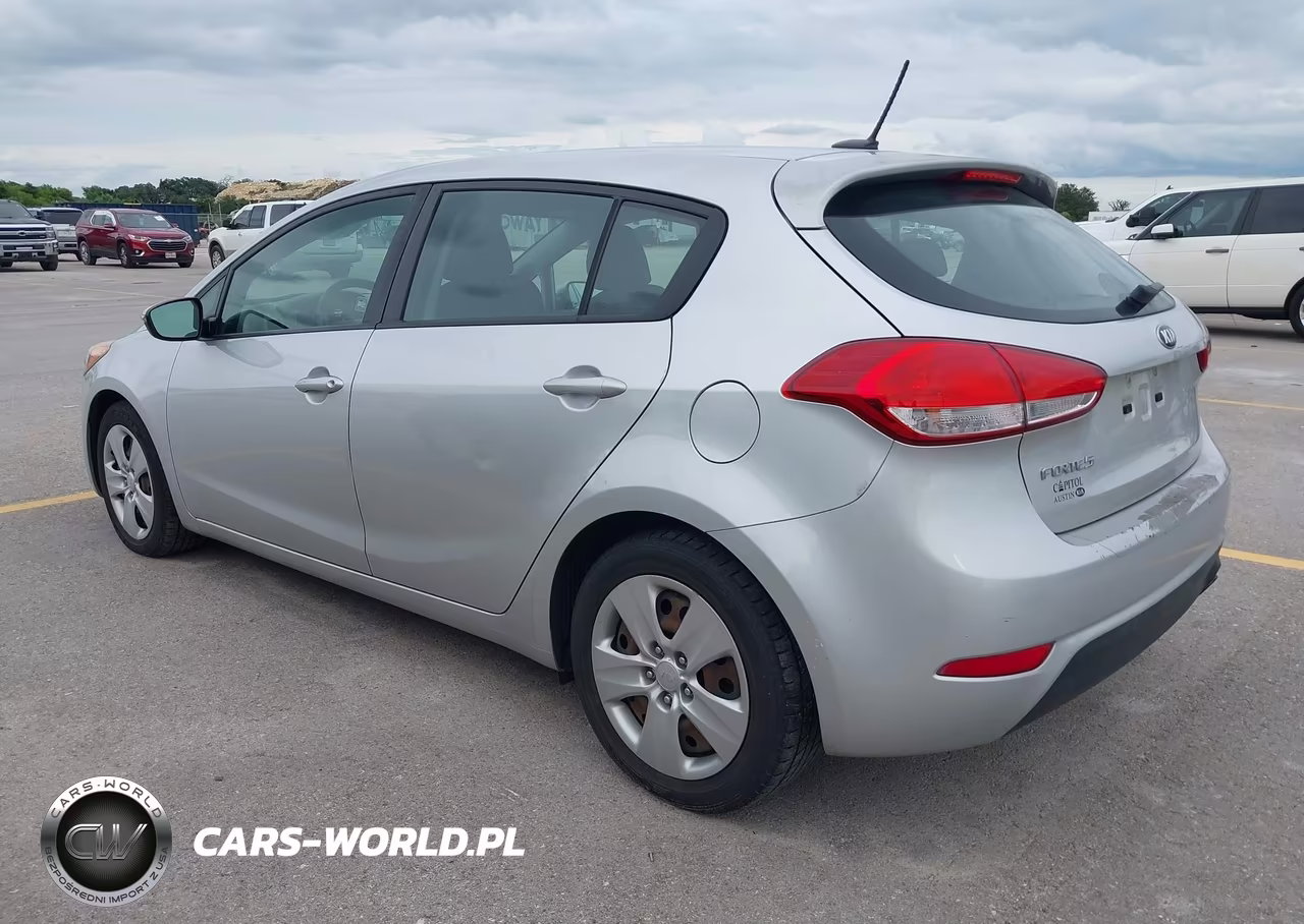 2016 Kia Forte Lx VIN:KNAFK5A82G5571781 - 3