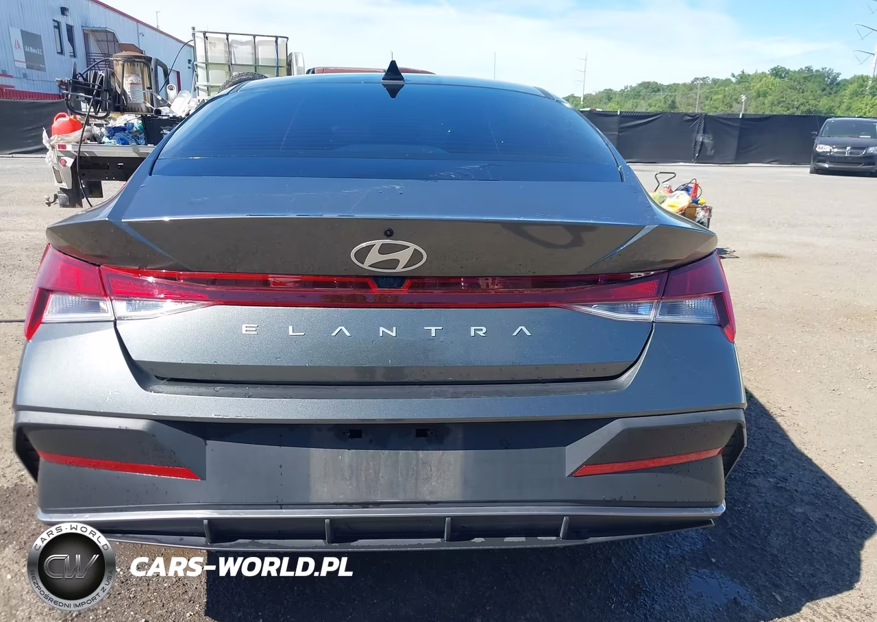 2024 Hyundai Elantra Sel VIN:KMHLM4DG2RU847300 - 16