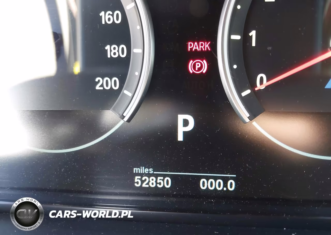 2015 BMW M5 VIN:WBSFV9C55FD594490 - 15