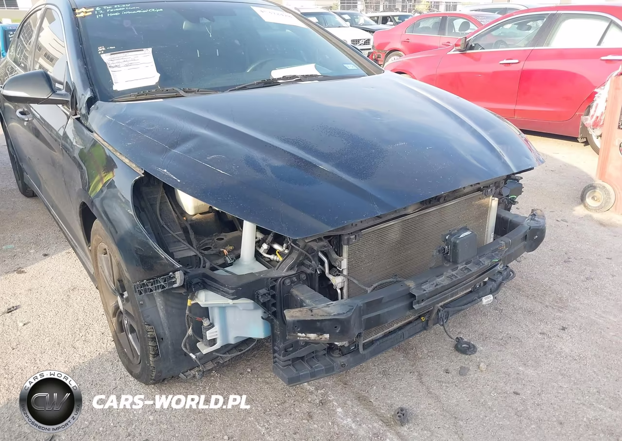 2018 Hyundai Sonata Sport+ VIN:5NPE34AF6JH701881 - 6