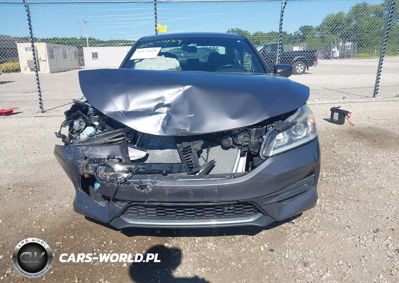 2017 Honda Accord Sport VIN:1HGCR2F57HA023722 - 6