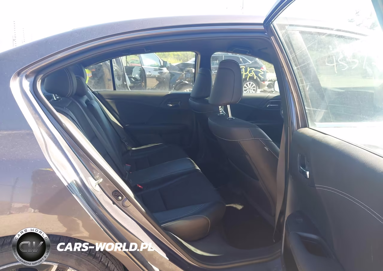 2017 Honda Accord Sport VIN:1HGCR2F57HA023722 - 8
