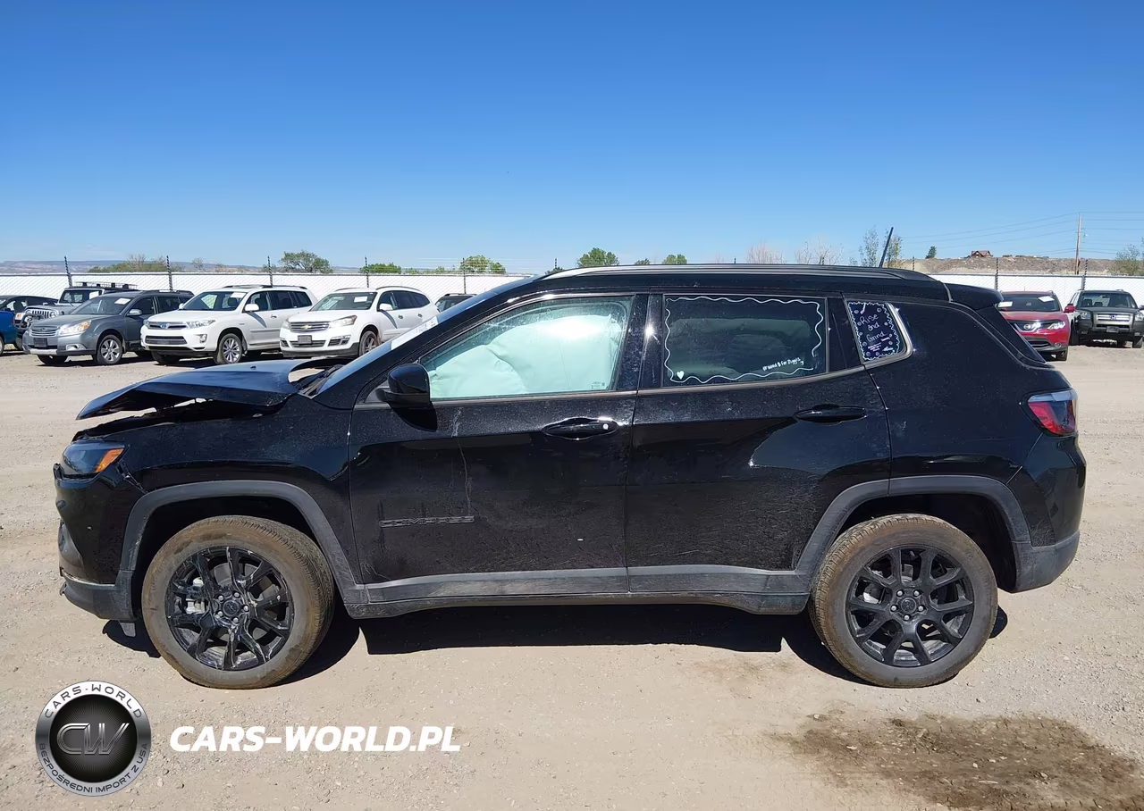 2026 Jeep Compass Latitude Altitude VIN:3C4NJDBNXTT169985 - 14