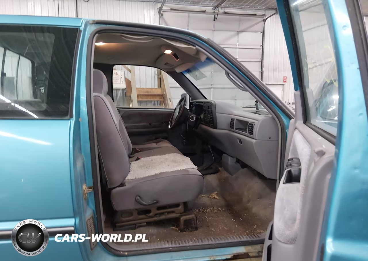 1996 Dodge Ram 2500 VIN:1B7KF23Z2TJ177354 - 5