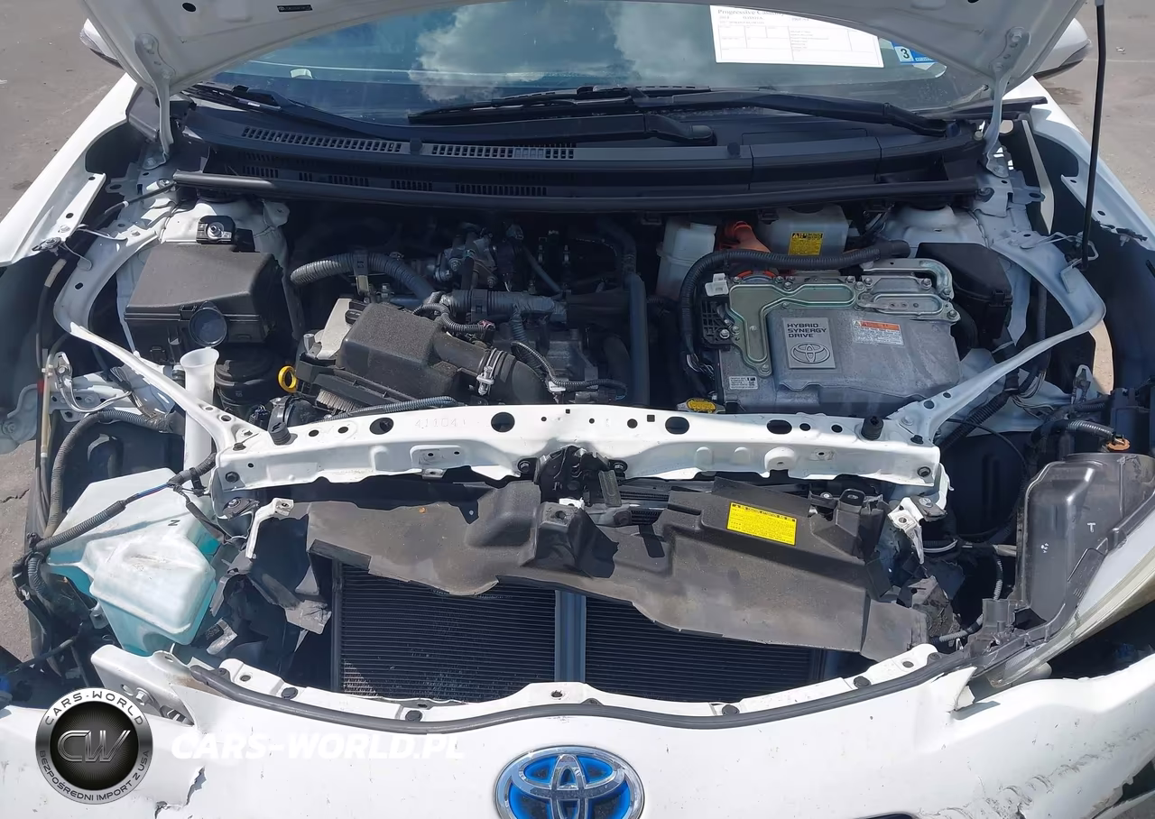 2014 Toyota Prius C VIN:JTDKDTB36E1081724 - 10