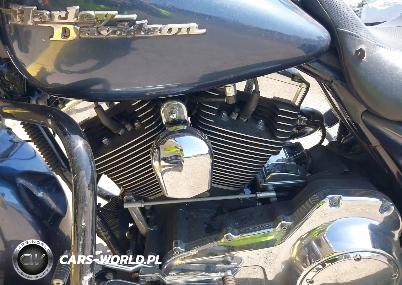 2008 Harley-Davidson Flhx VIN:1HD1KB4338Y622487 - 9