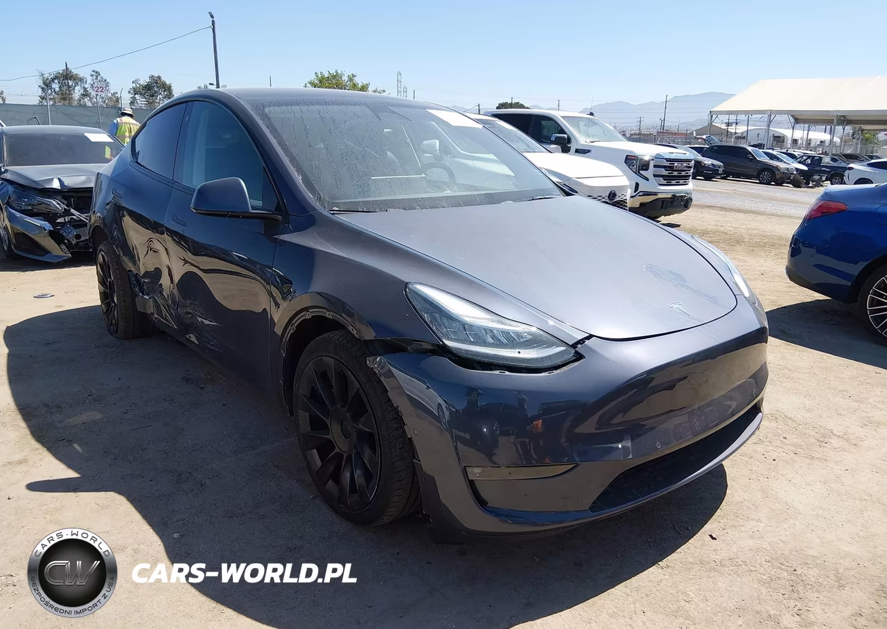 2021 Tesla Model Y Long Range Dual Motor All-Wheel Drive – zdjęcie 1 z 21