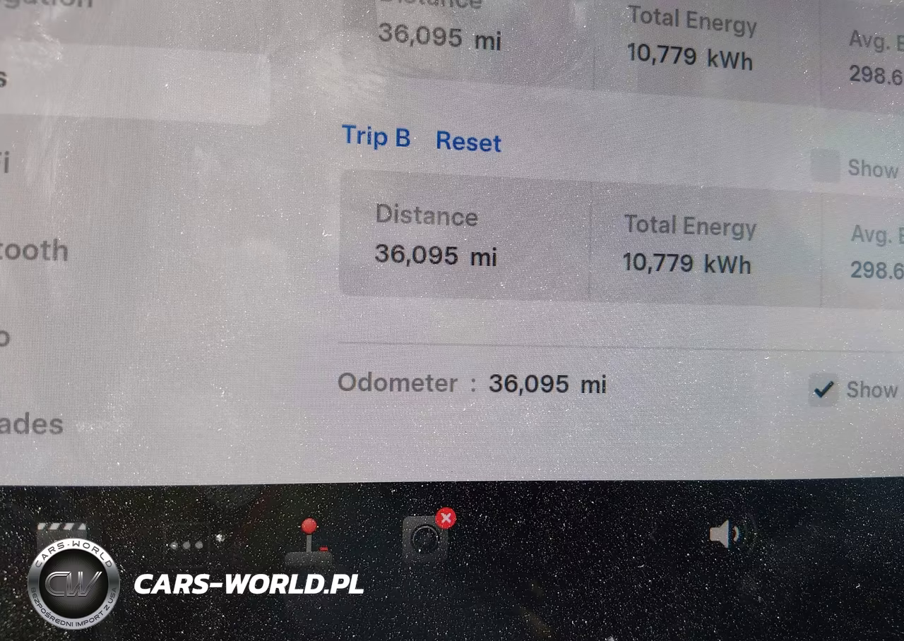 2021 Tesla Model Y Long Range Dual Motor All-Wheel Drive VIN:5YJYGDEE4MF282046 - 16