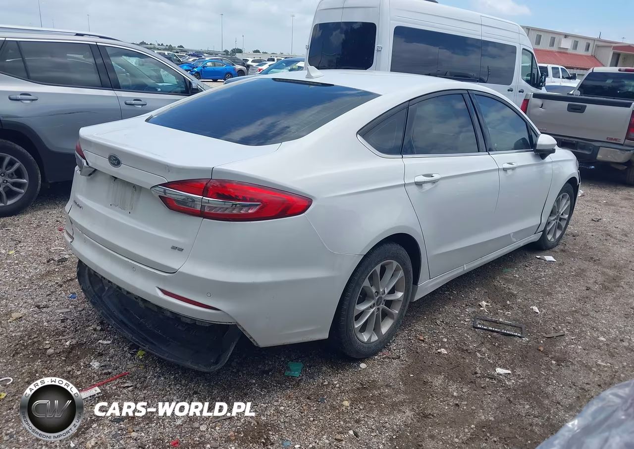 2019 Ford Fusion Se VIN:3FA6P0H77KR276708 - 4
